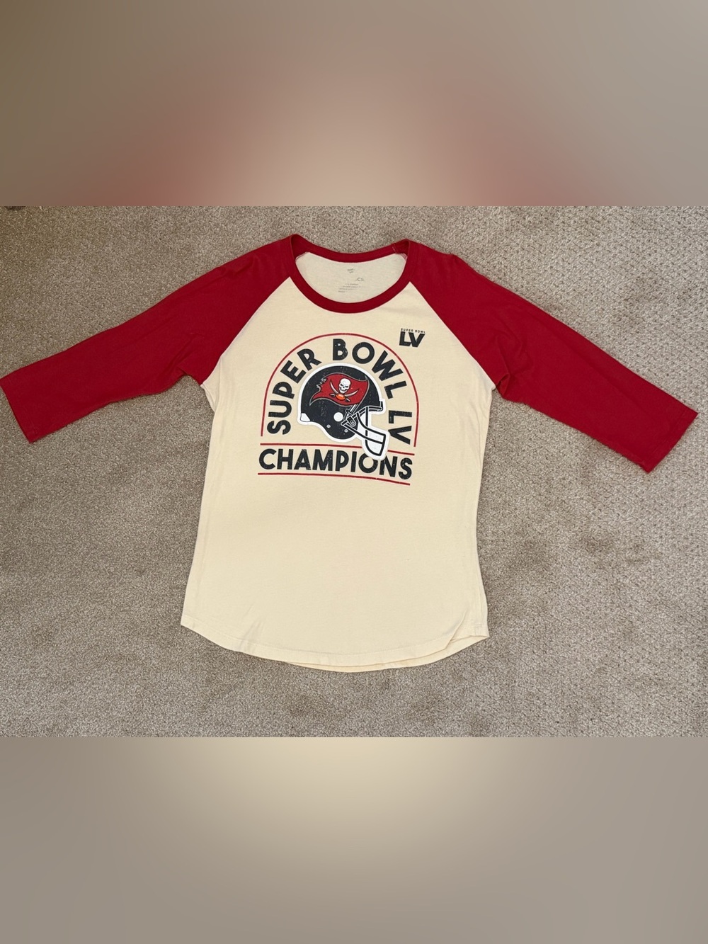 Fanatics Cream and Red Tampa Bay Super Bowl Champions Raglan Tee